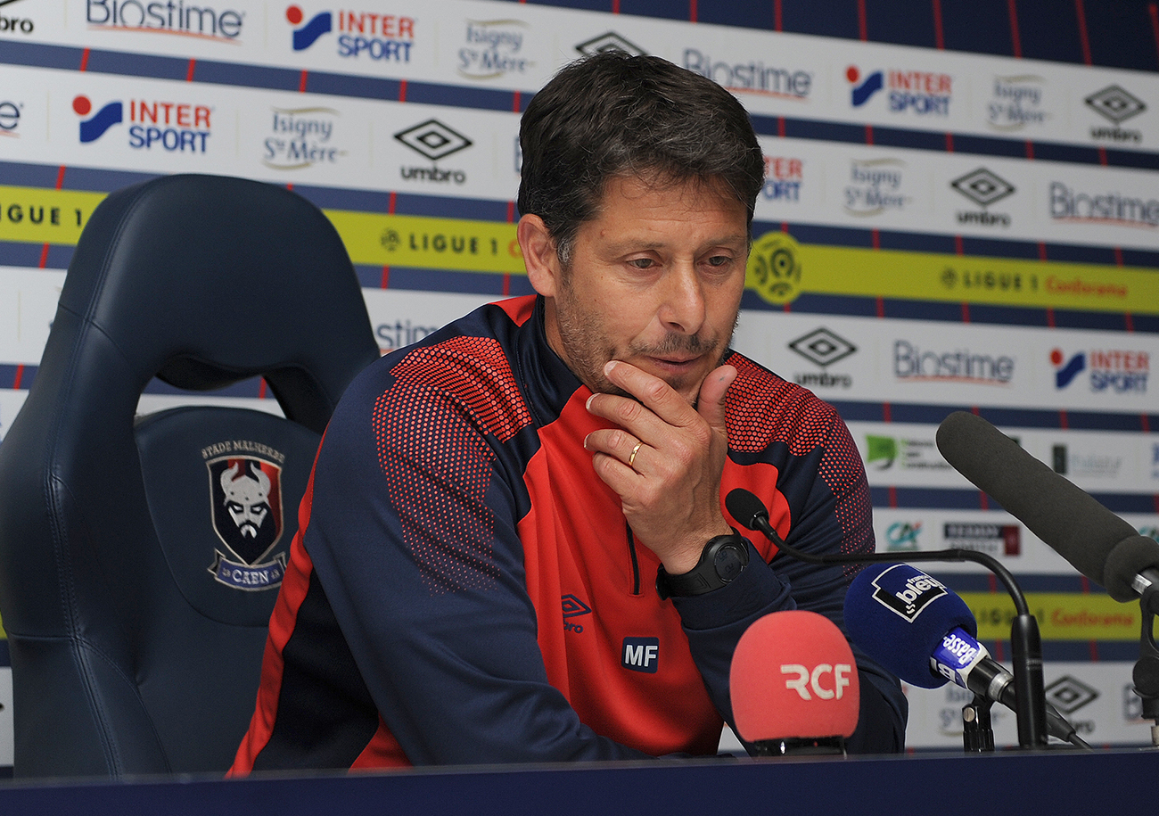 Fabien Mercadal en conférence de presse avant la réception de Montpellier.