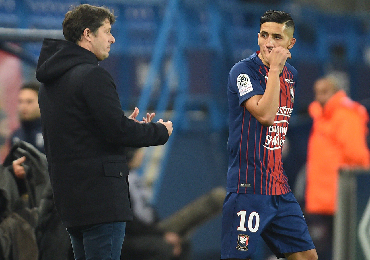 Alors qu'il est contesté par une partie du public de d'Ornano, Fayçal Fajr reste aux yeux de Fabien Mercadal "un joueur important" du Stade Malherbe.