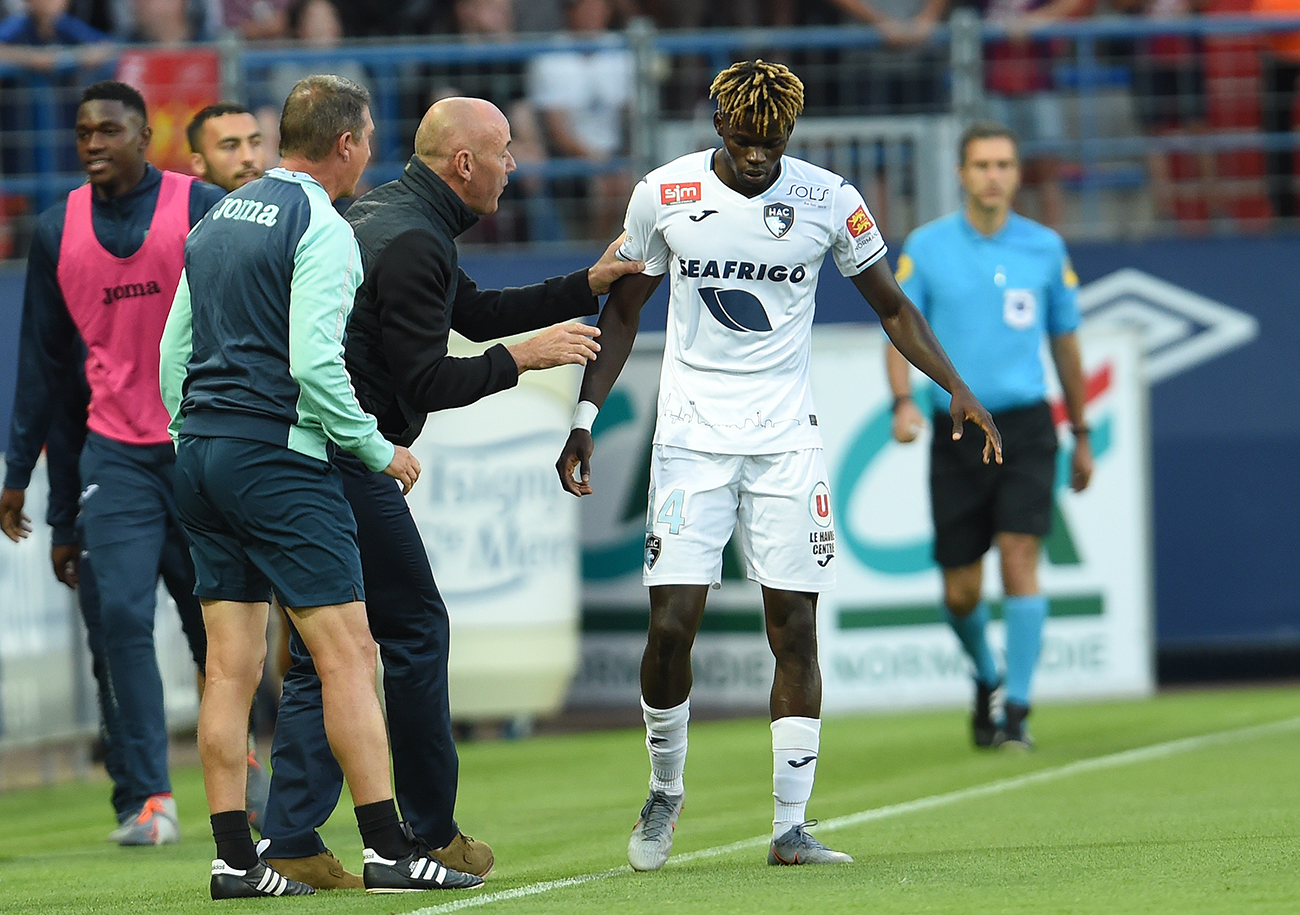 Pour ce dernier rendez-vous de l'année 2019, Paul Le Guen est privé de Jamal Thiaré, victime d'un traumatisme sur le coup de pied après un choc impressionnant avec le gardien clermontois Maxime Dupé il y a une semaine.