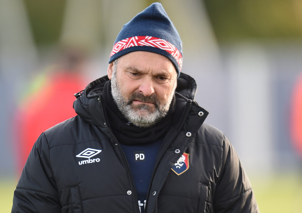 Il n'avait pas encore connu le goût de la défaite depuis son arrivée à Caen. Alors que son équipe restait sur une série de dix matches sans revers (5V-5N), Pascal Dupraz a vu ses hommes s'incliner sur la pelouse de Rodez.