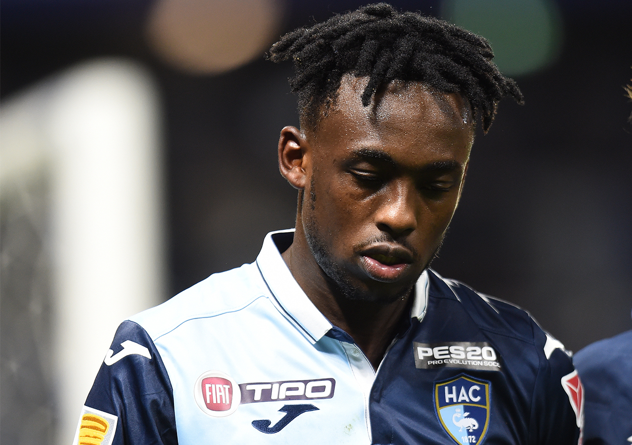 Sorti avant l'heure de jeu contre Lens à cause d'une douleur à la cuisse, Tino Kadewere est forfait pour le déplacement à Grenoble.