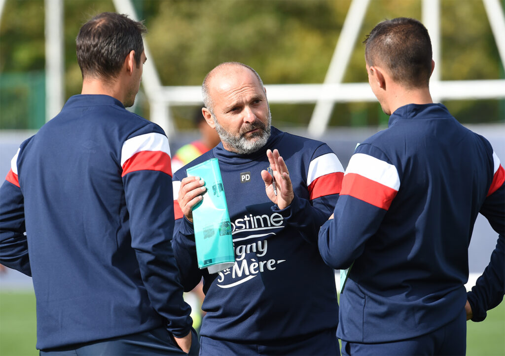 Pascal Dupraz a fustigé le comportement de certains de ses joueurs sur le plan technique. "Il y a des zones où on ne peut pas se permettre de dribbler".