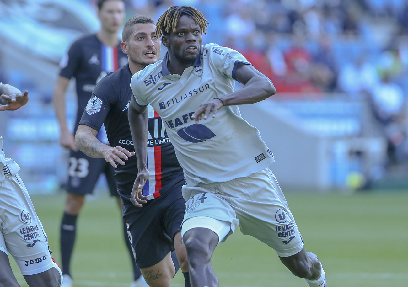 Souffrant depuis deux jours mais, pour le moment, négatif à la Covid-19, Jamal Thiaré est incertain pour la réception de Sochaux. ©Damien Deslandes