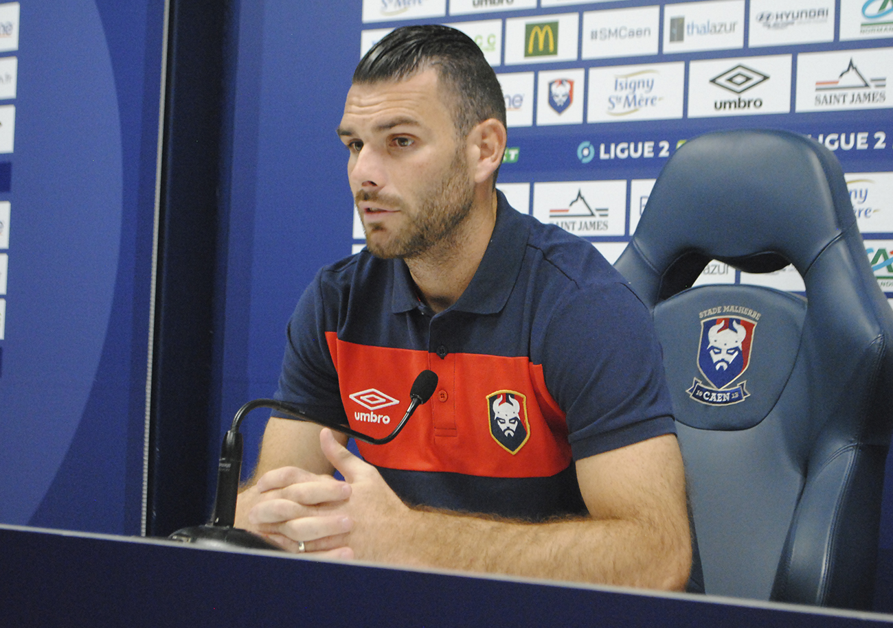 Après deux semaines d'entraînement au Stade Malherbe et s'être entretenu tout l'été avec un coach particulier, Yoann Court estime avoir environ une heure de temps de jeu dans les jambes.