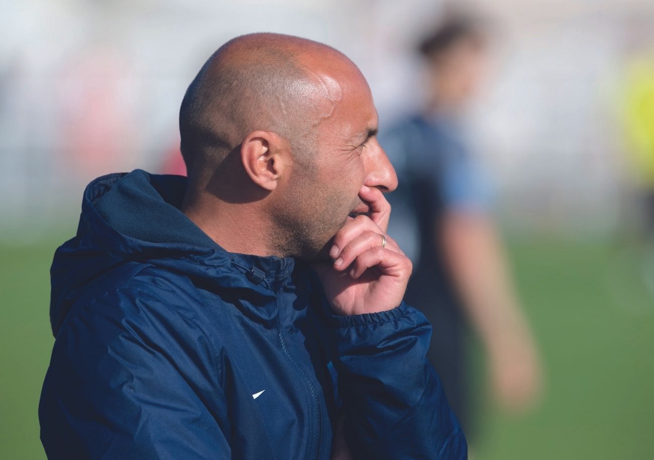 Romain Djoubri a été contraint de remanier une partie de son effectif cet été mais il compte bel et bien jouer à nouveau les premiers rôles en National 3. ©Archives