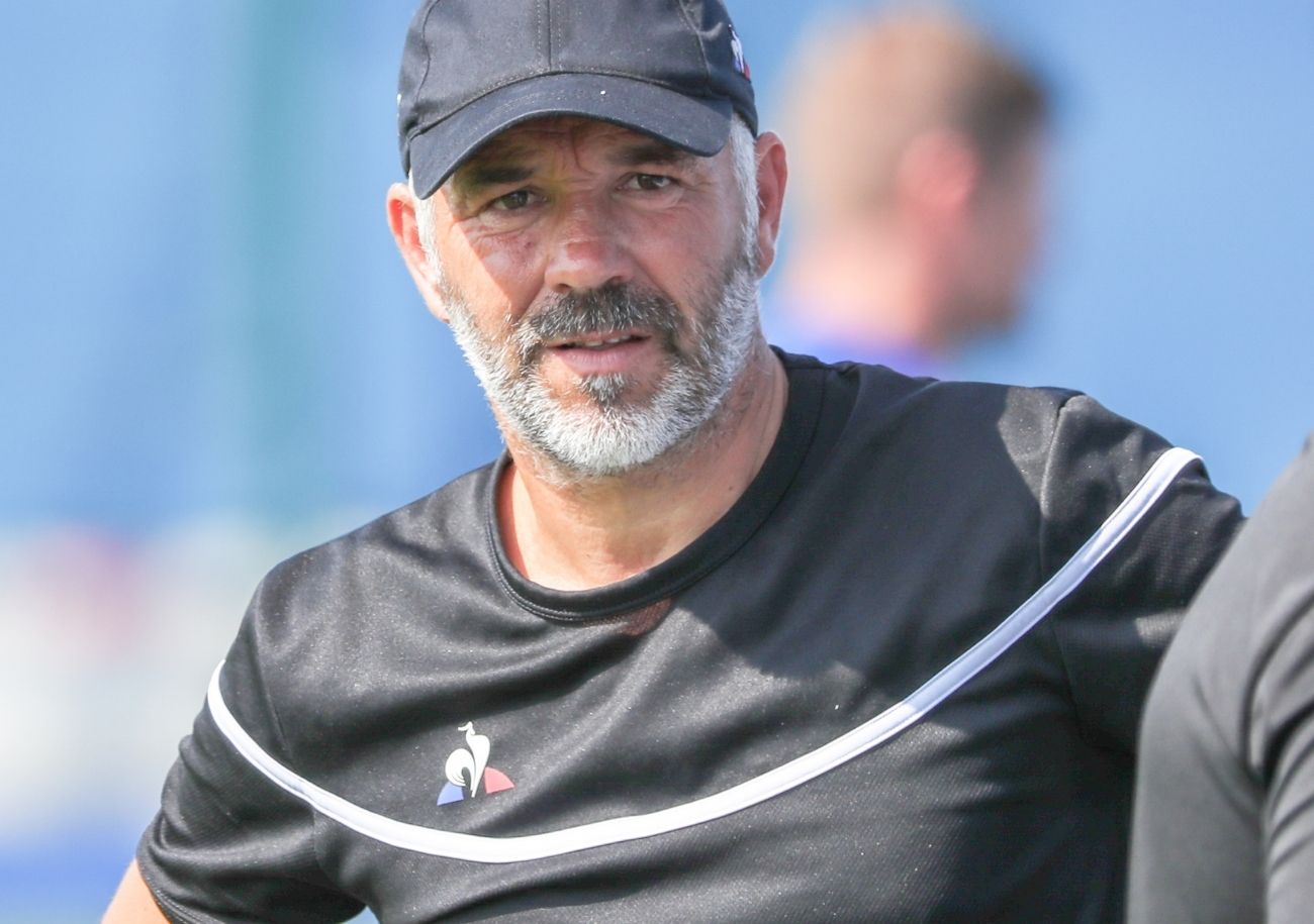 Fred Reculeau va entamer sa 4e saison de rang sur le banc de l'US Avranches. ©Damien Deslandes