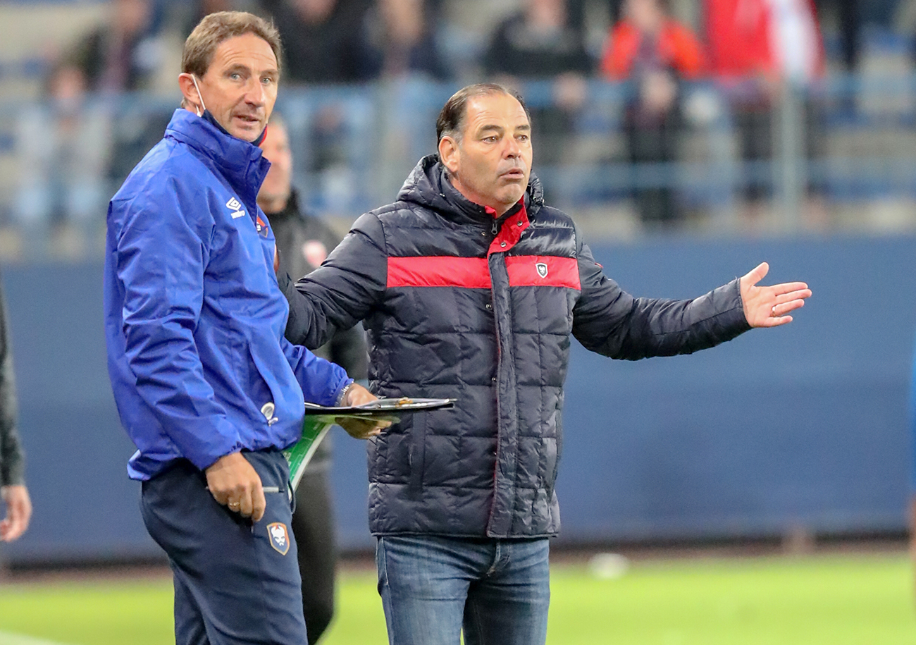 Pour Stéphane Moulin, il ne fait aucun doute que le Téfécé, le prochain adversaire, du Stade Malherbe terminera en tête du classement à la fin de la saison. ©Damien Deslandes