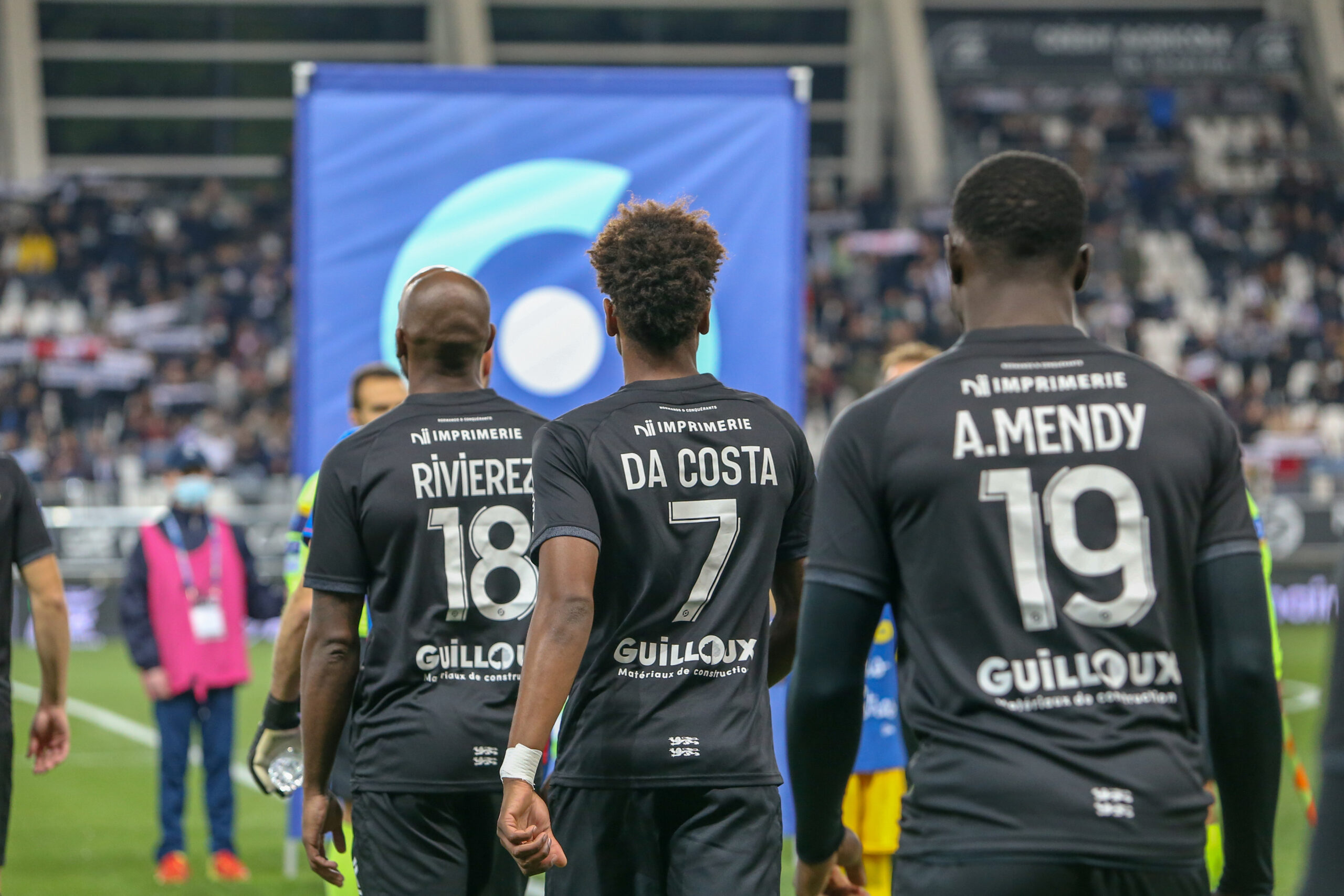 A l'arrêt pratiquement depuis trois mois, Jonathan Rivirez, Nuno Da Costa (peut-être forfait de dernière minute), Alexandre Mendy et les Caennais doivent impérativement rebondir contre le Paris FC. ©Damien Deslandes