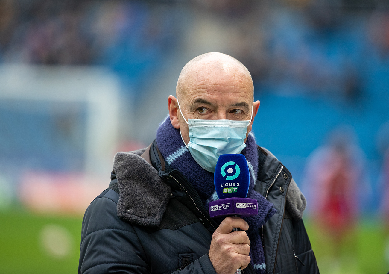 Pour la réception de Sochaux, samedi, Paul Le Guen pourrait être privé de neuf joueurs. Alors que Jamal Thiaré est incertain, sept éléments sont touchés par la Covid-19 sans oublier Ismaël Boura, suspendu. ©Damien Deslandes