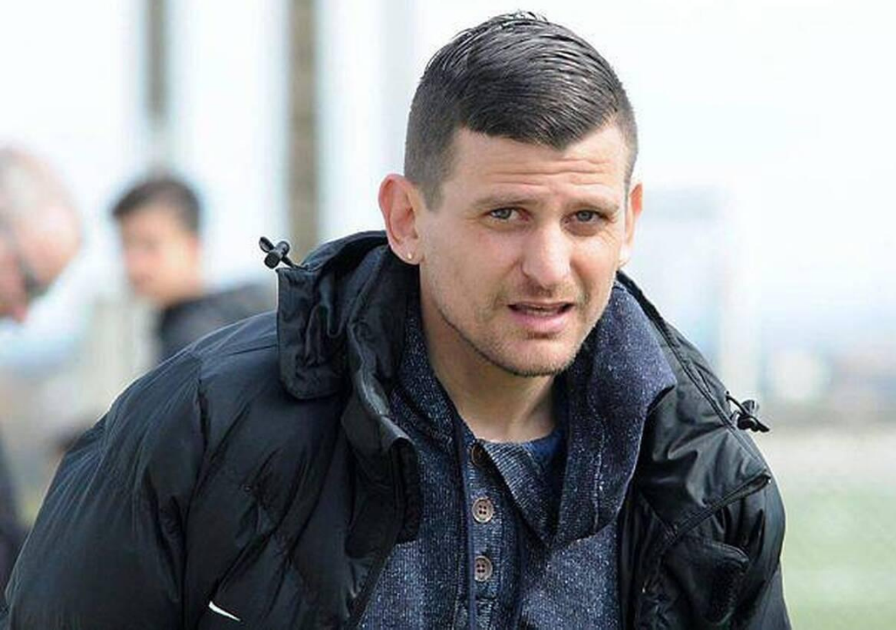 Sébastien Mazure sera le successeur d'Olivier Joba sur le banc du Bayeux FC. L'ancien attaquant professionnel sera accompagné dans sa mission par Yann Fournier. ©Gérard Piwtorak