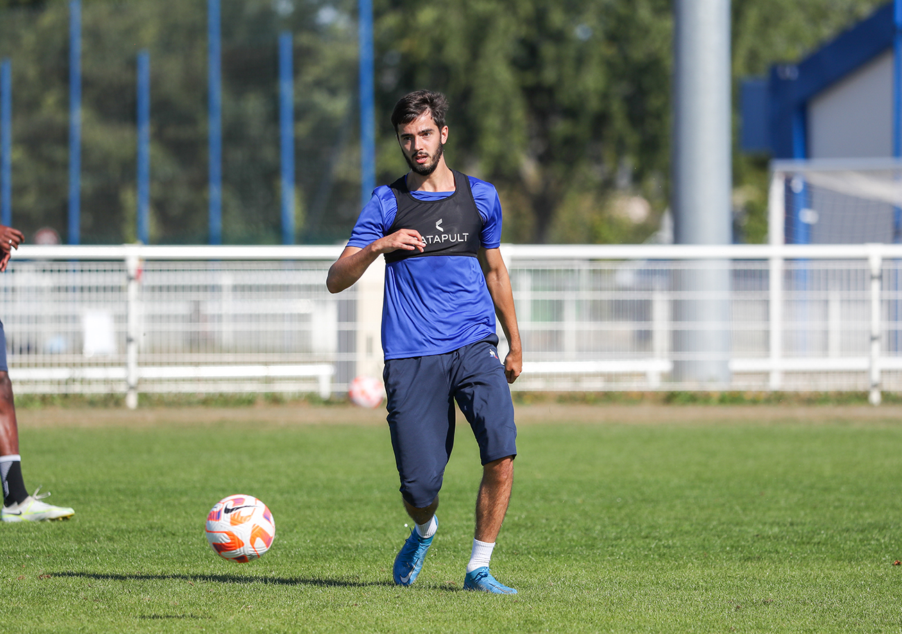 Pour avoir aligné Victor Daguin lors de la première journée ; suspendu au regard des règlements de la FFF, l'US Avranches est toujours sous la menace d'un retrait de quatre points en National.