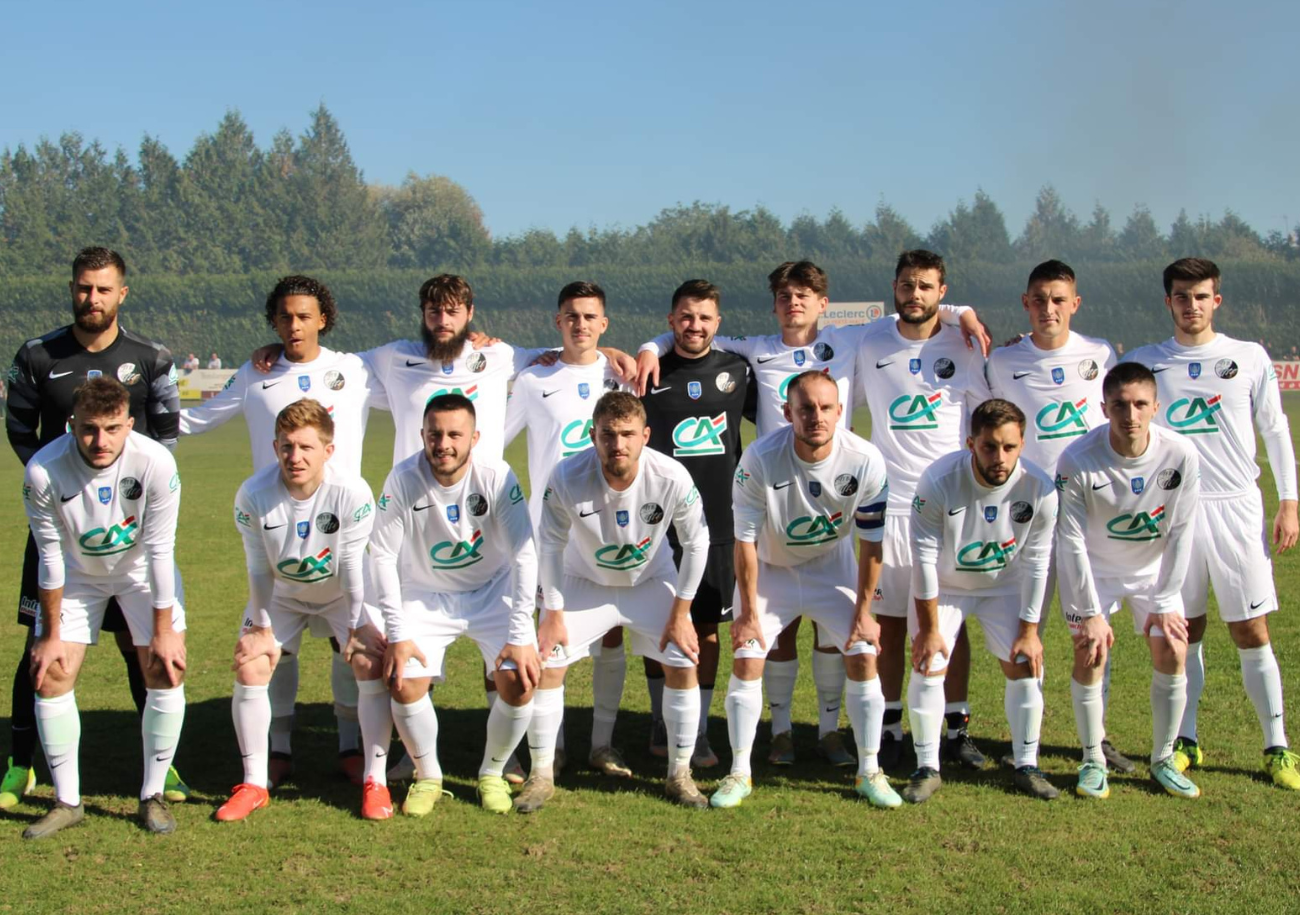 Pour la première fois en 30 saisons, La Ferté-Macé/Bagnoles (R2) va avoir le plaisir d'humer le parfum du 6e tour de la Coupe de France. ©JFB