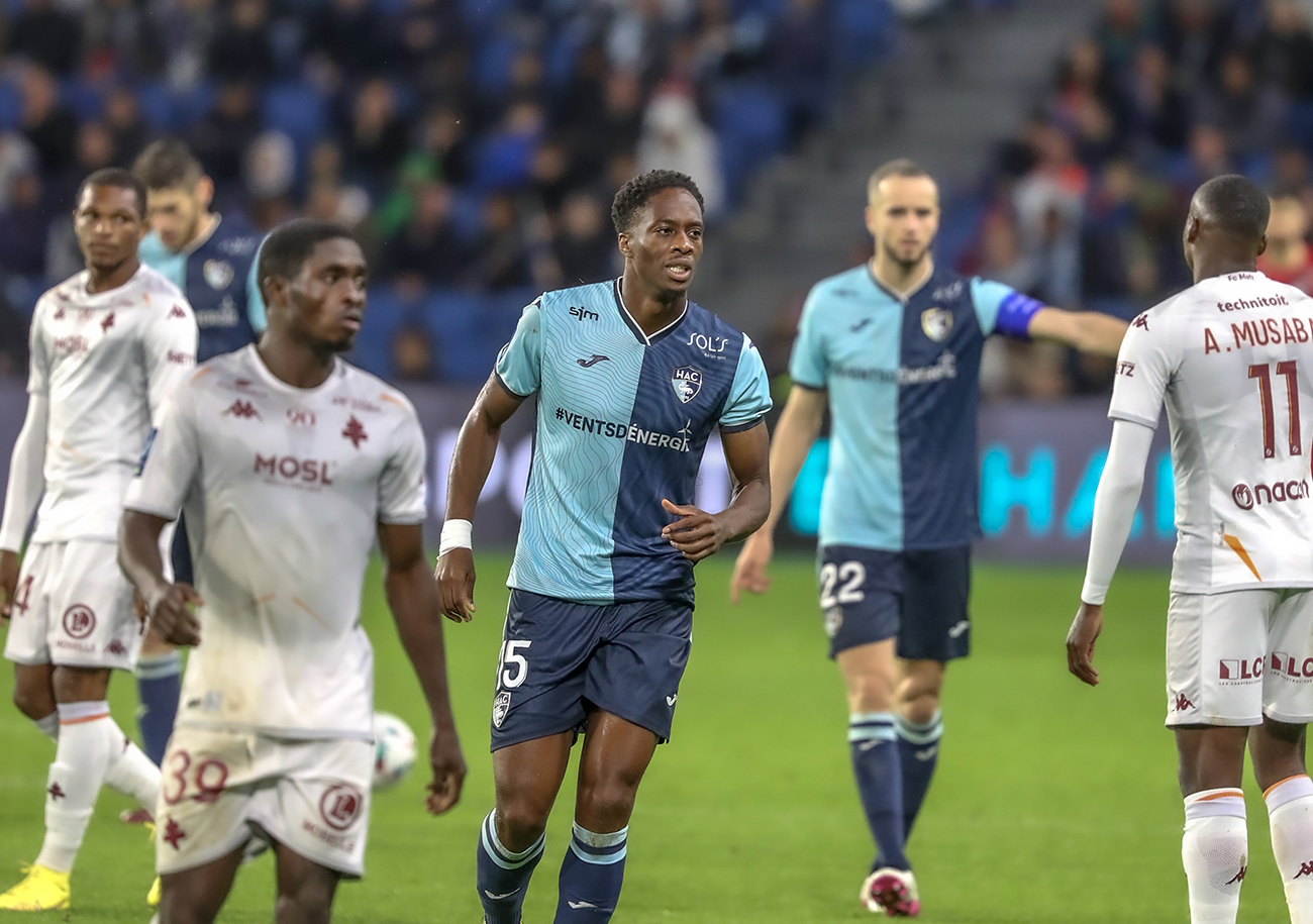 Hormis la parenthèse pas très heureuse de la Coupe de France, Terence Kongolo compte trois apparitions en Ligue 2 pour un total de neuf petites minutes. ©Damien Deslandes