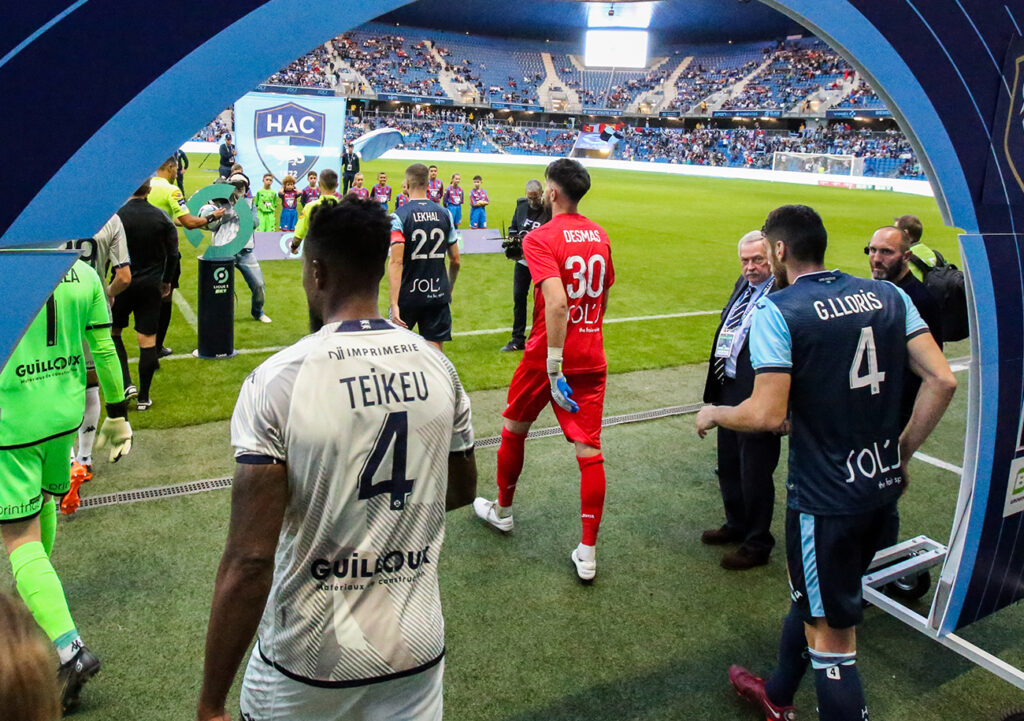 Alors que Gautier Lloris et les Havrais reprendront l'entraînement dès ce vendredi, Adolphe Teikeu est les Caennais retrouveront les terrains de Venoix lundi. ©Damien Deslandes