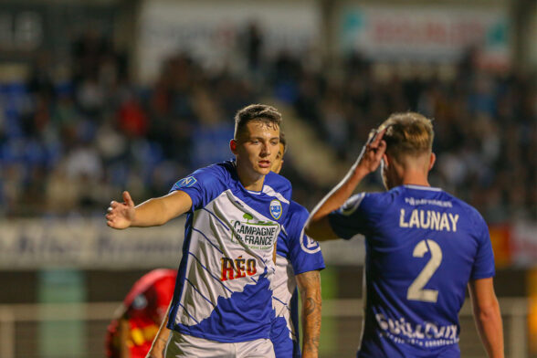 N1. J10 - US Avranches / FC Martigues 2-0 ©Damien Deslandes