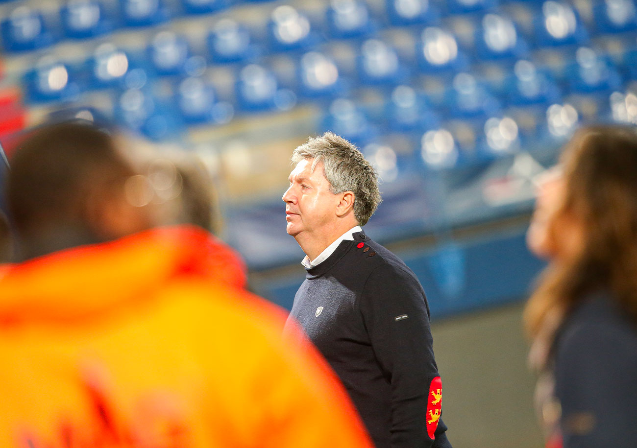 Pour la première fois depuis sa nomination comme président du Stade Malherbe en août 2020, Olivier Pickeu a été la cible de la protestation des supporters caennais. ©Damien Deslandes