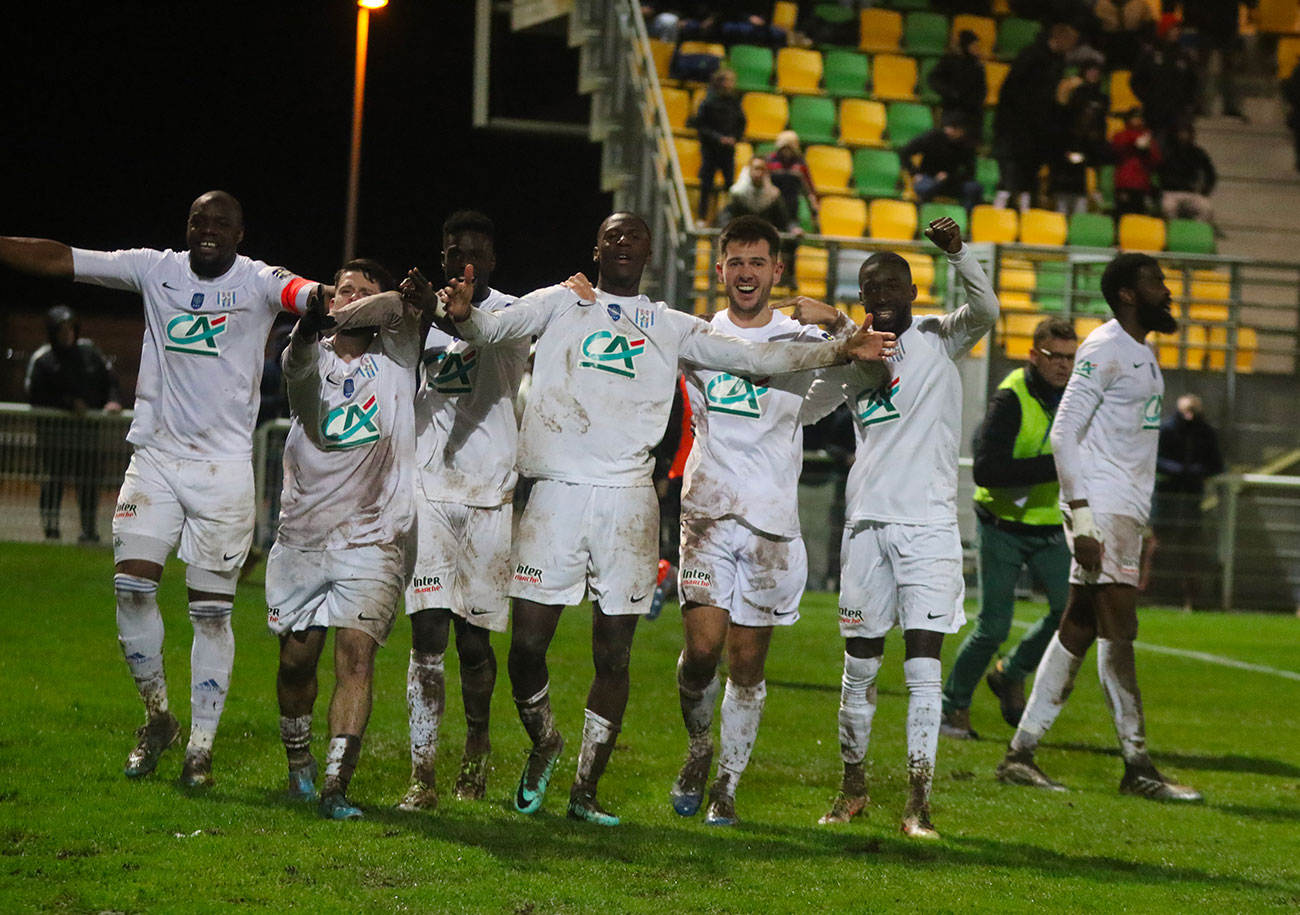 Les joueurs du FC Dieppe auront le plaisir de recevoir une équipe professionnelle le premier week-end de janvier. Et pas n'importe laquelle puisqu'il s'agit du Stade Lavallois, actuellement deuxième de Ligue 2. ©Clémence Hédin