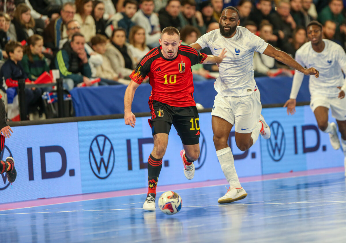 Futsal. Match international au Palais des Sports de Caen - France / Belgique 6-4. ©Damien Deslandes