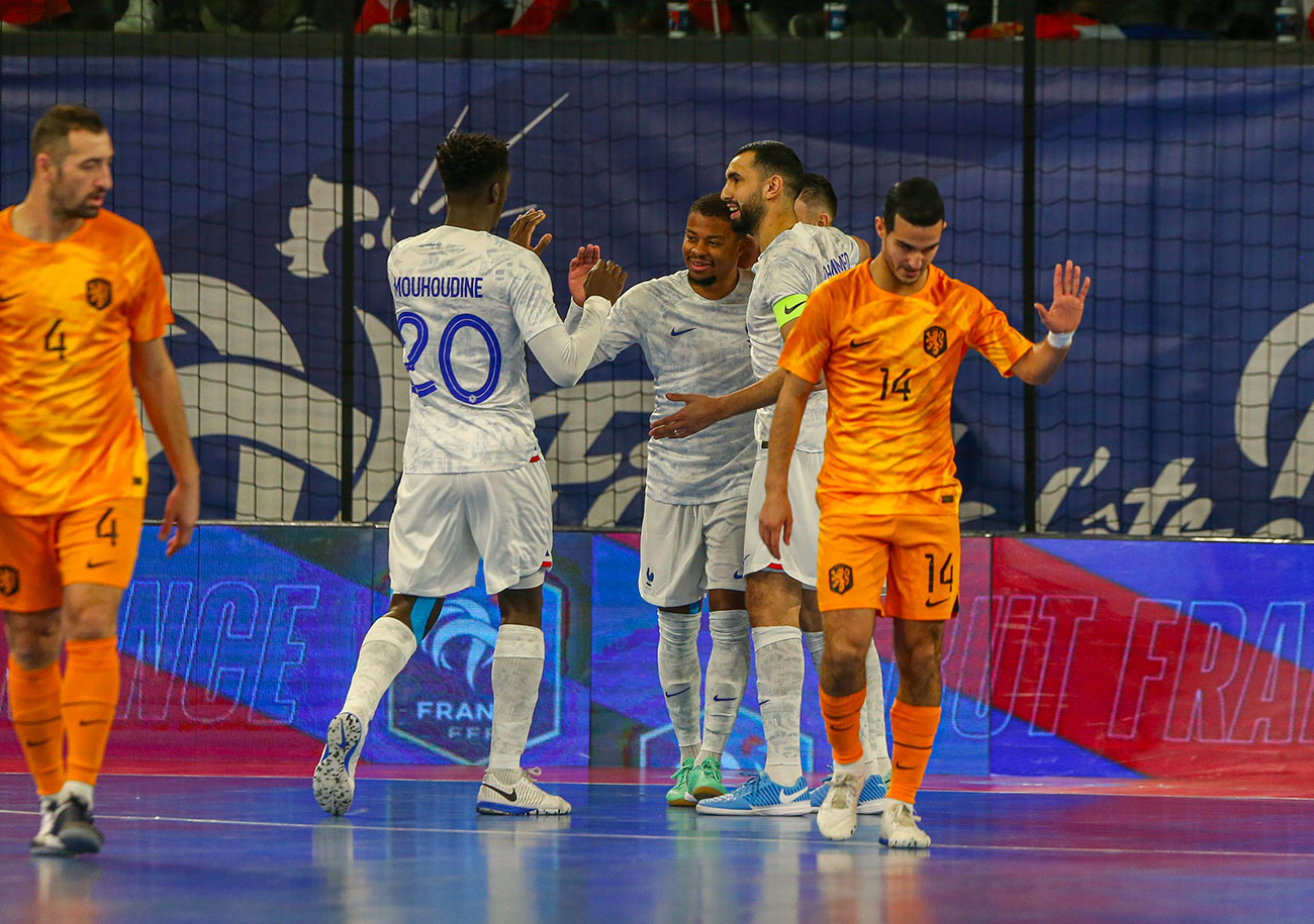 Vainqueur de la Belgique puis des Pays-Bas lors de tournoi de préparation, l'équipe de France repart du Palais des Sports de Caen avec deux victoires. ©Damien Deslandes