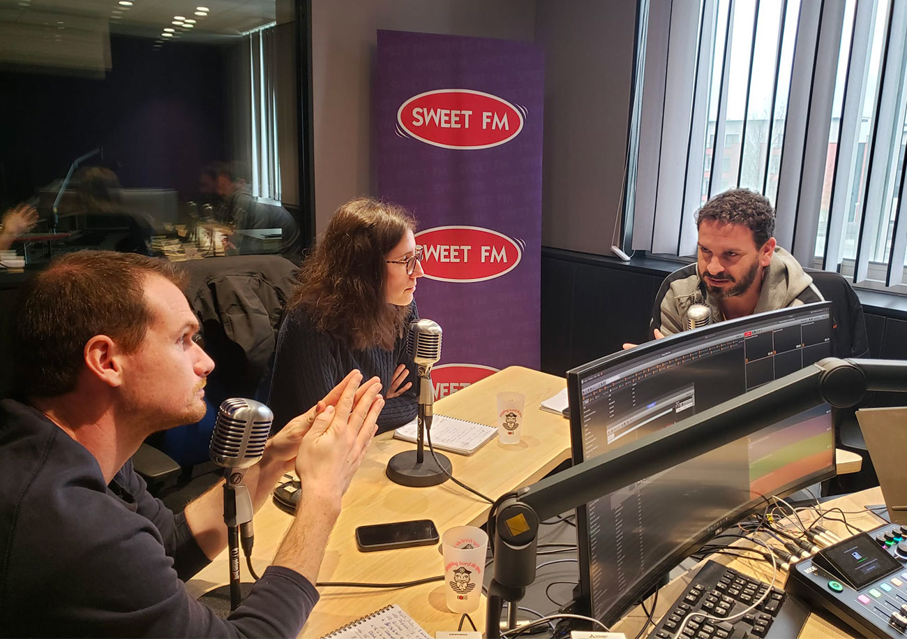 Autour de Joris Marin (Sweet FM), Morgane Huguen, Gaëtan Briard (Ouest France) et Mathieu Billeaud (Foot Normand) ont débriefé le mercato d'hiver du Stade Malherbe.