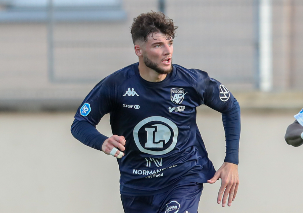 Dorian Charlier, sous les couleurs de l'AF Virois, a décidé de rester en National 2. Il rejoint le club corse de Balagne. ©Damien Deslandes