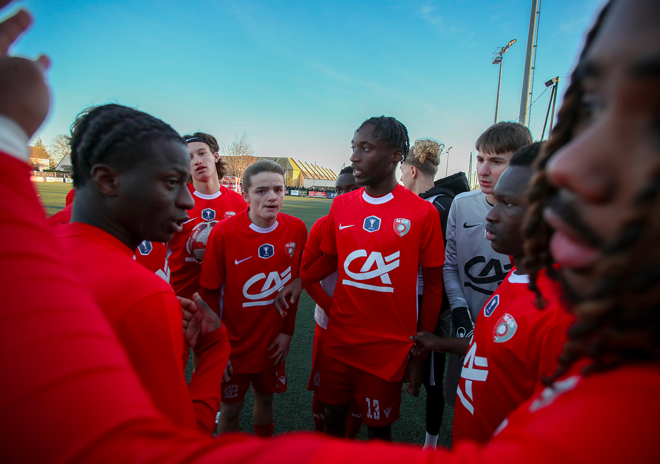 Les jeunes pousses de La Mos défient leurs homologues de l'US Avranches, dimanche, pour une place en quart de finale de la Gambardella. ©Damien Deslandes