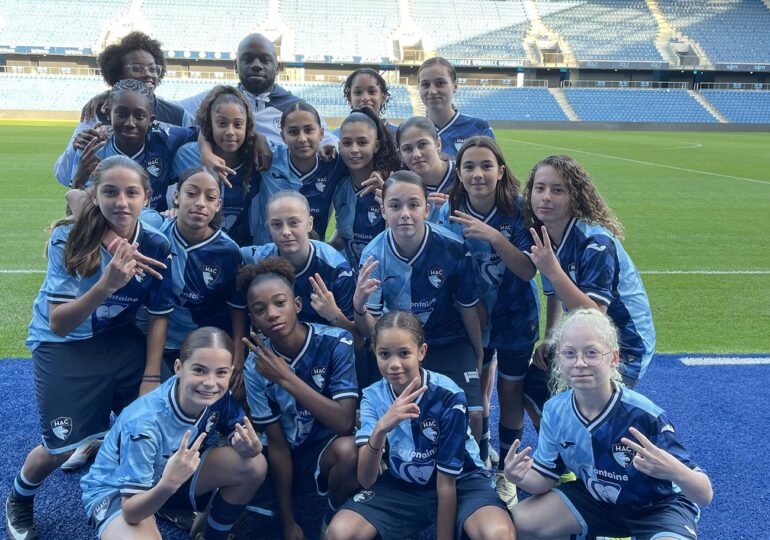 Avec son groupe très élargi, Flavien Mbia se donne toutes les chances de faire progresser ses joueuses. Déjà lauréates de la Coupe de Normandie U16 l'an dernier, les jeunes filles du HAC visent le doublé. ©HAC