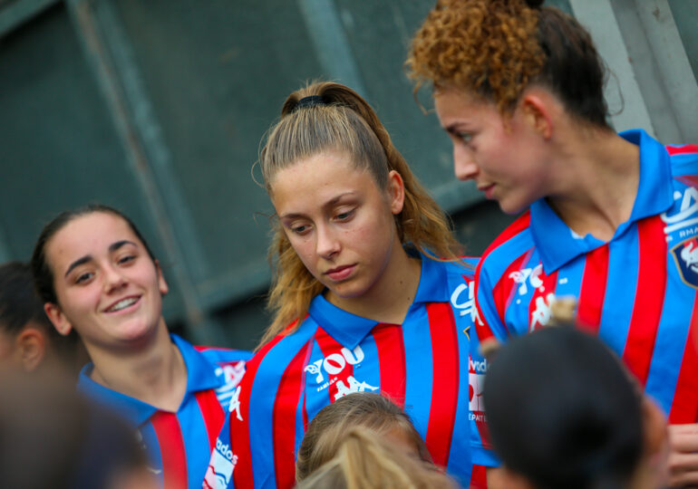 Pour la première fois de l'histoire de la section du Stade Malherbe depuis sa création en 2019, les filles de l'équipe de D3 percevront des primes de match. ©Damien Deslandes
