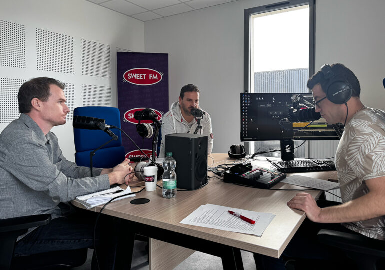 Gaëtan Briard (Ouest France), Mathieu Billeaud (Foot Normand) et Joris Marin (Sweet FM) se sont interrogés sur la compétitivité de la ligne d'attaque du SMC.