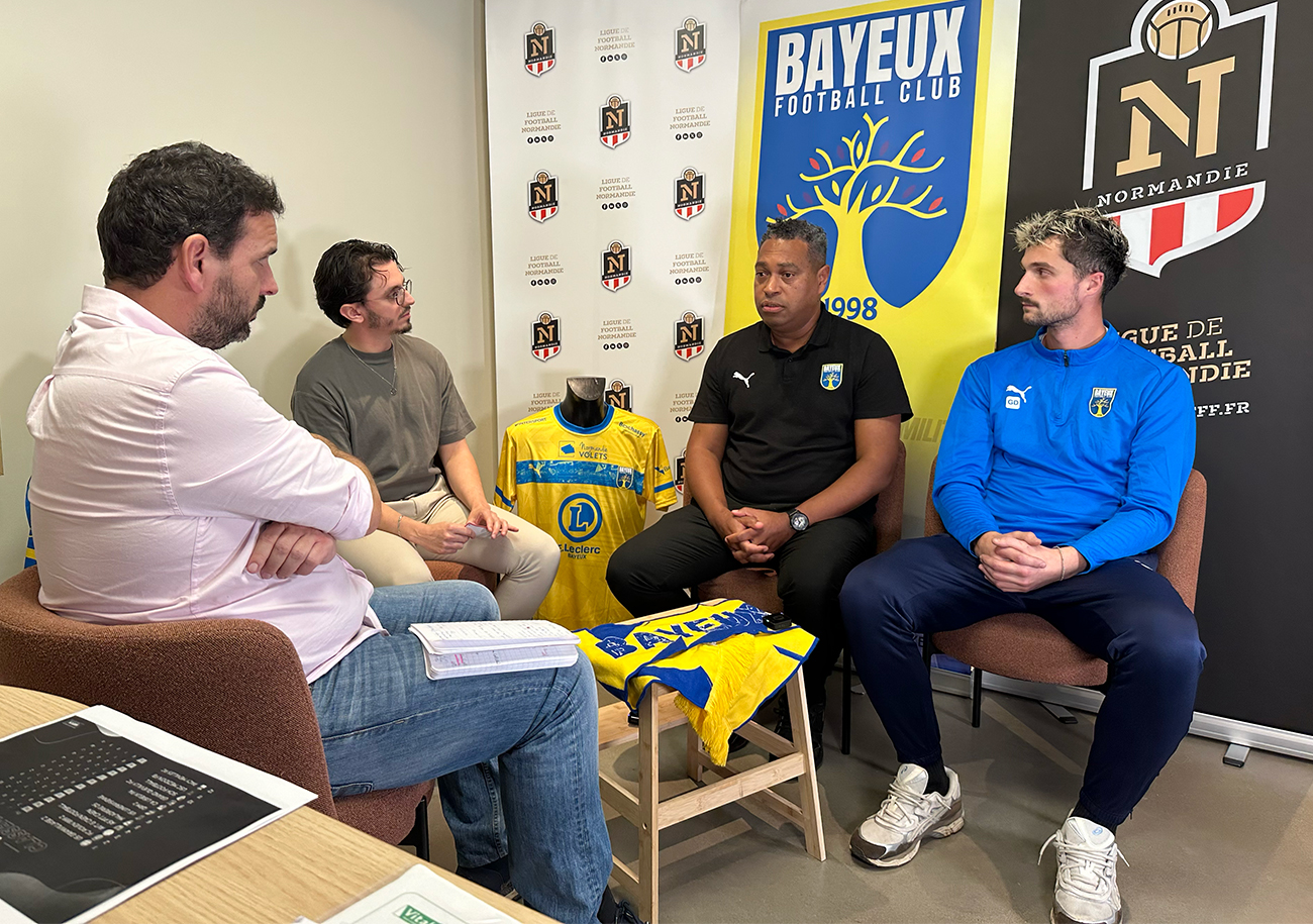 Luis Ferreira-Pavesi et Gregoire Delain, respectivement président et capitaine du Bayeux FC, font partie des invités de Thomas Baize et Mathieu Billeaud dans ce nouveau numéro de R1 Le Mag'.