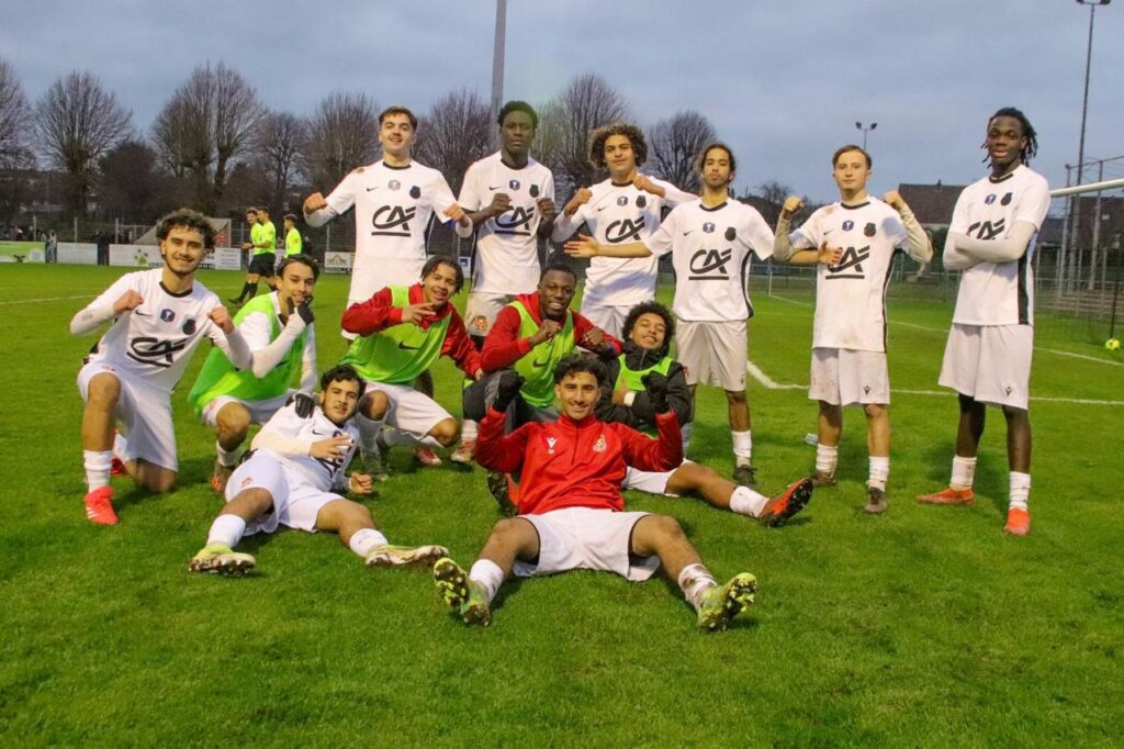 Dans l’enceinte historique de Diochon, les U18 du FC Rouen devront redoubler de vigilance, selon leur entraîneur Vincent Doury, face au PSG. ©FCR