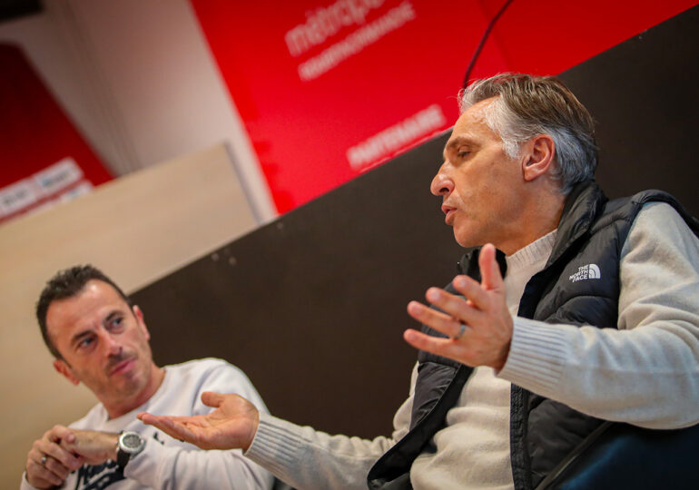 Pour la deuxième dois dans leur carrière de coach, Fabien Valéri et Régis Brouard s'affronteront. "Il m'a tapé", sourit le coach du FCR en référence à la victoire de son homologue la saison dernière à la tête du Paris 13 Atletico (1-0). ©Damien Deslandes