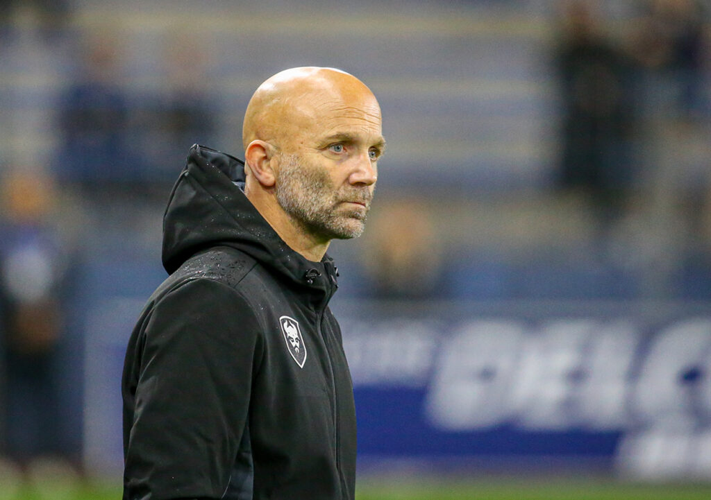 Maxime d'Ornano n'aura dirigé qu'à 18 reprises le Stade Malherbe pour un bilan de six victoires, huit nuls pour quatre défaites. ©Damien Deslandes
