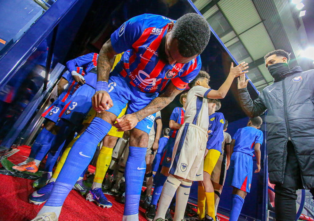 Avant leur déplacement chez le leader dijonnais, les coéquipiers de Yann M'Vila comptent dix points de retard sur le podium. ©Damien Deslandes