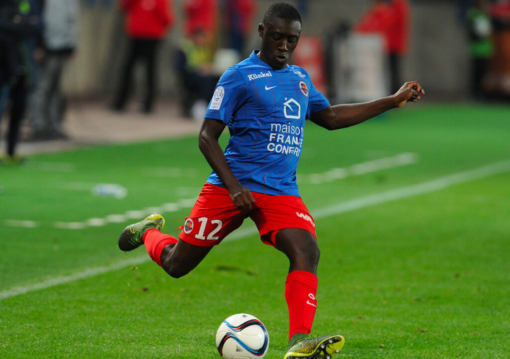Lors de la saison 2015-2016, Dennis Appiah n'avait pas manqué la moindre minute du championnat de Ligue 1 sous le maillot « Rouge et Bleu ». ©Roland Le Meur