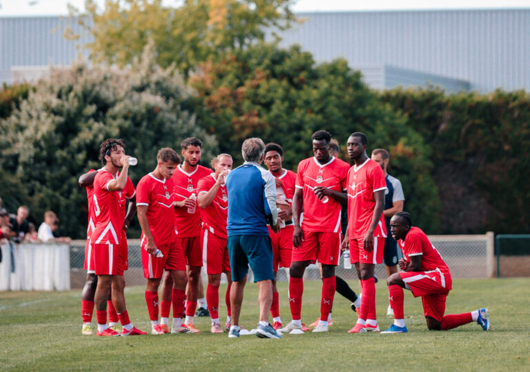 Régis Brouard guidera un groupe renouvelé à 70% cette saison. ©FCR / Clémence Hedin