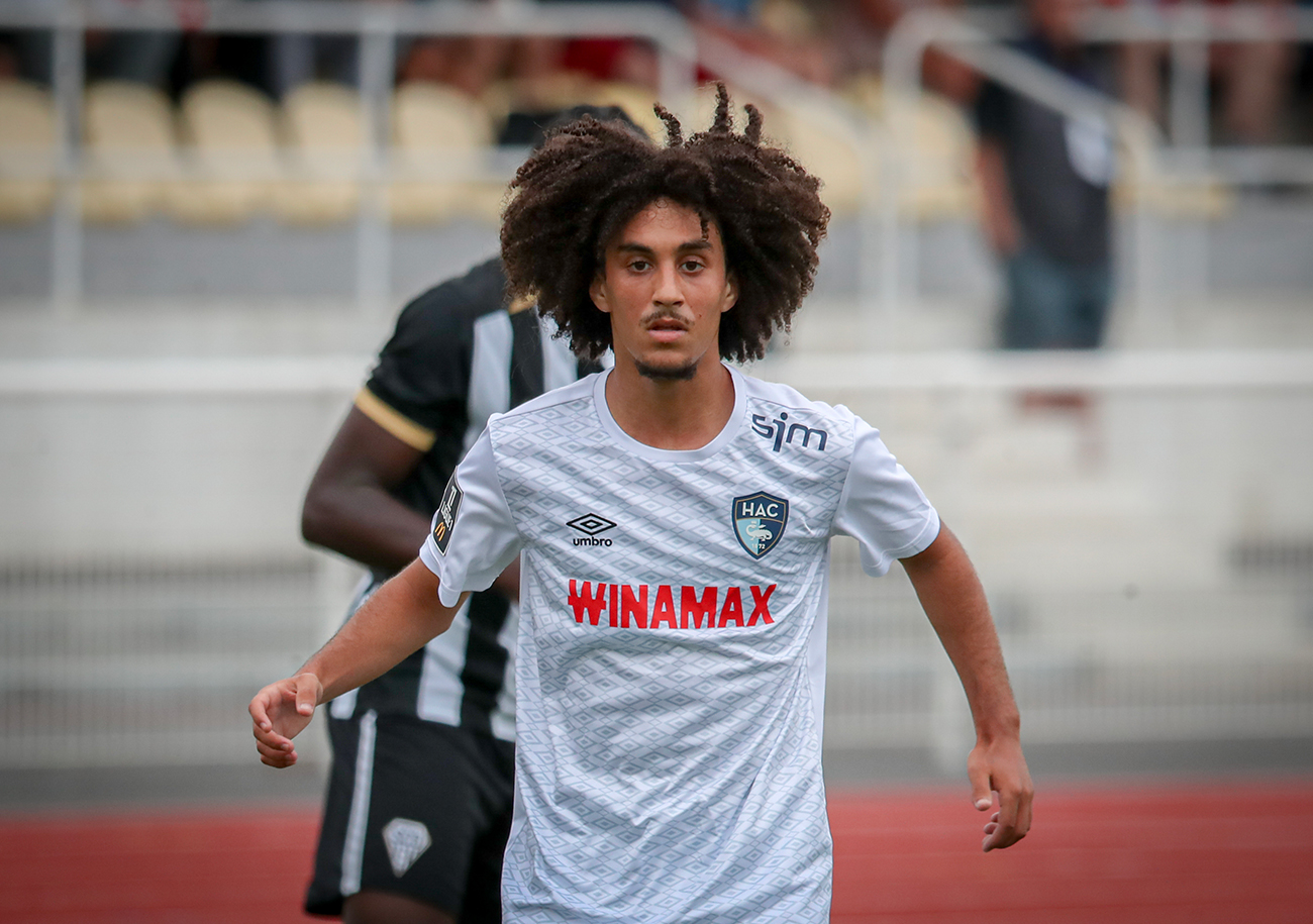 Alors qu'il se trouvait sous contrat jusqu'en 2027 avec le HAC, Mokrane Bentoumi s'est engagé avec le Roda JC, en D2 néerlandaise. ©Damien Deslandes