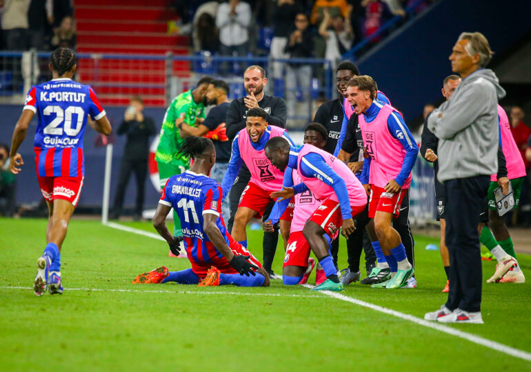 Le Stade Malherbe fait tomber pour la première fois le leader rouennais