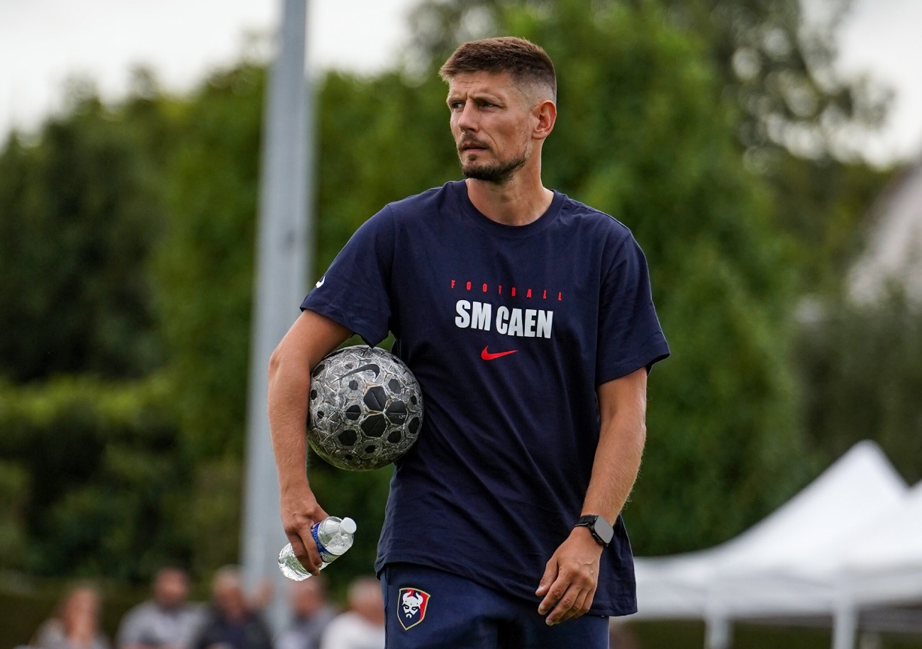 Après une première saison à la tête du SMC féminin et une troisième place décrochée à la surprise générale, Tristan Blanchard reste modeste sur les ambitions de son équipe : elle jouera avant tout son maintien. ©Clément Tirel