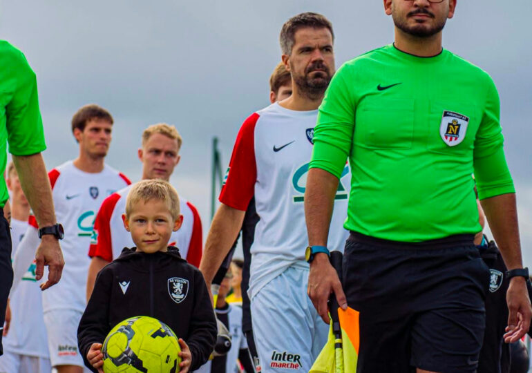 Capitaine de l'AS Verson, Adrien Roger a un beau défi avant de raccrocher les crampons : qualifier son équipe pour le 7e tour de la Coupe de France.