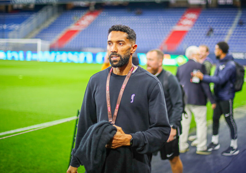 Pour le déplacement au Puy, Gaël Clichy devra trouver une solution dans son effectif pour occuper le couloir gauche de la défense ; Diabé Bolumbu et Lassana Diomandé étant absents. ©Damien Deslandes
